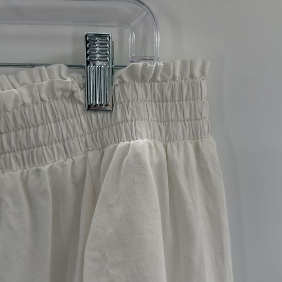 3For$20 Maeve White Off Shoulder White Detail Button Blouse Size: XS - Picture 2 of 7